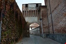 La Portassa. Antico accesso al castello Romagnano.